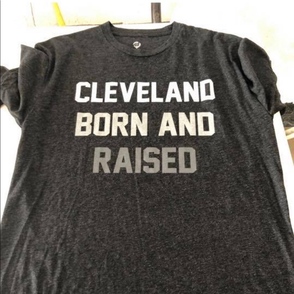 Large t shirt, like new